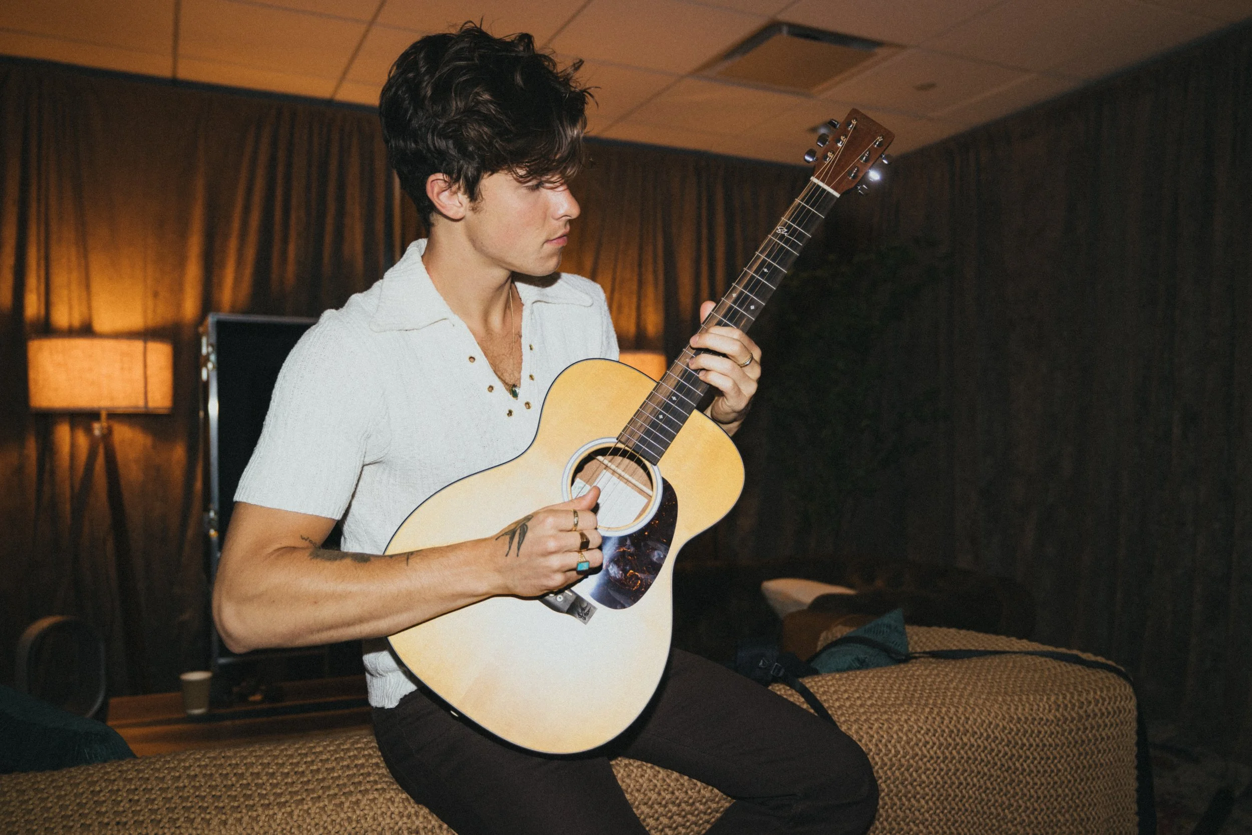 Martin Guitar Unveils the 000JR-10E Shawn Mendes Custom Signature